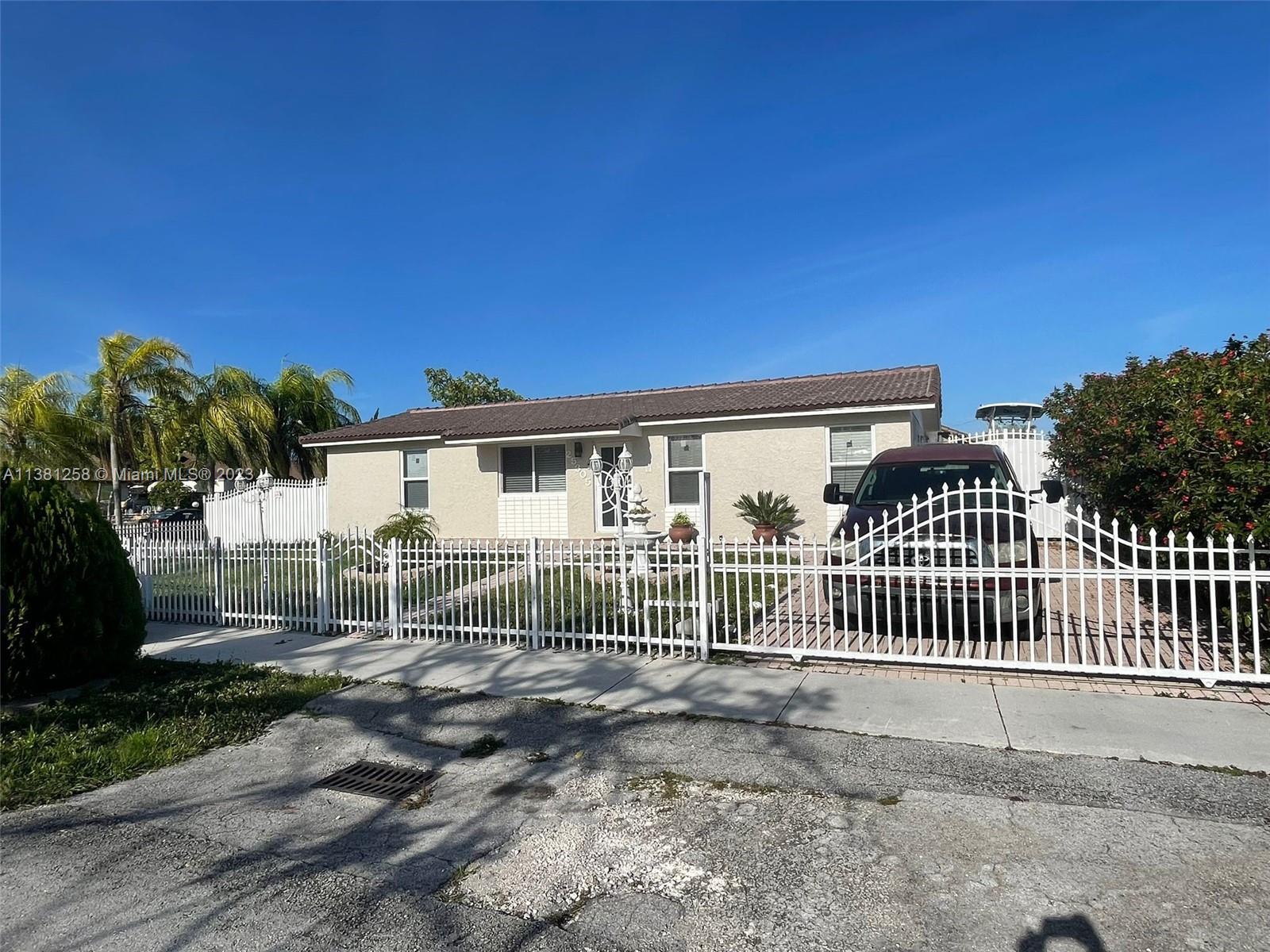 25305 SW 124th Court Homestead FL 33032