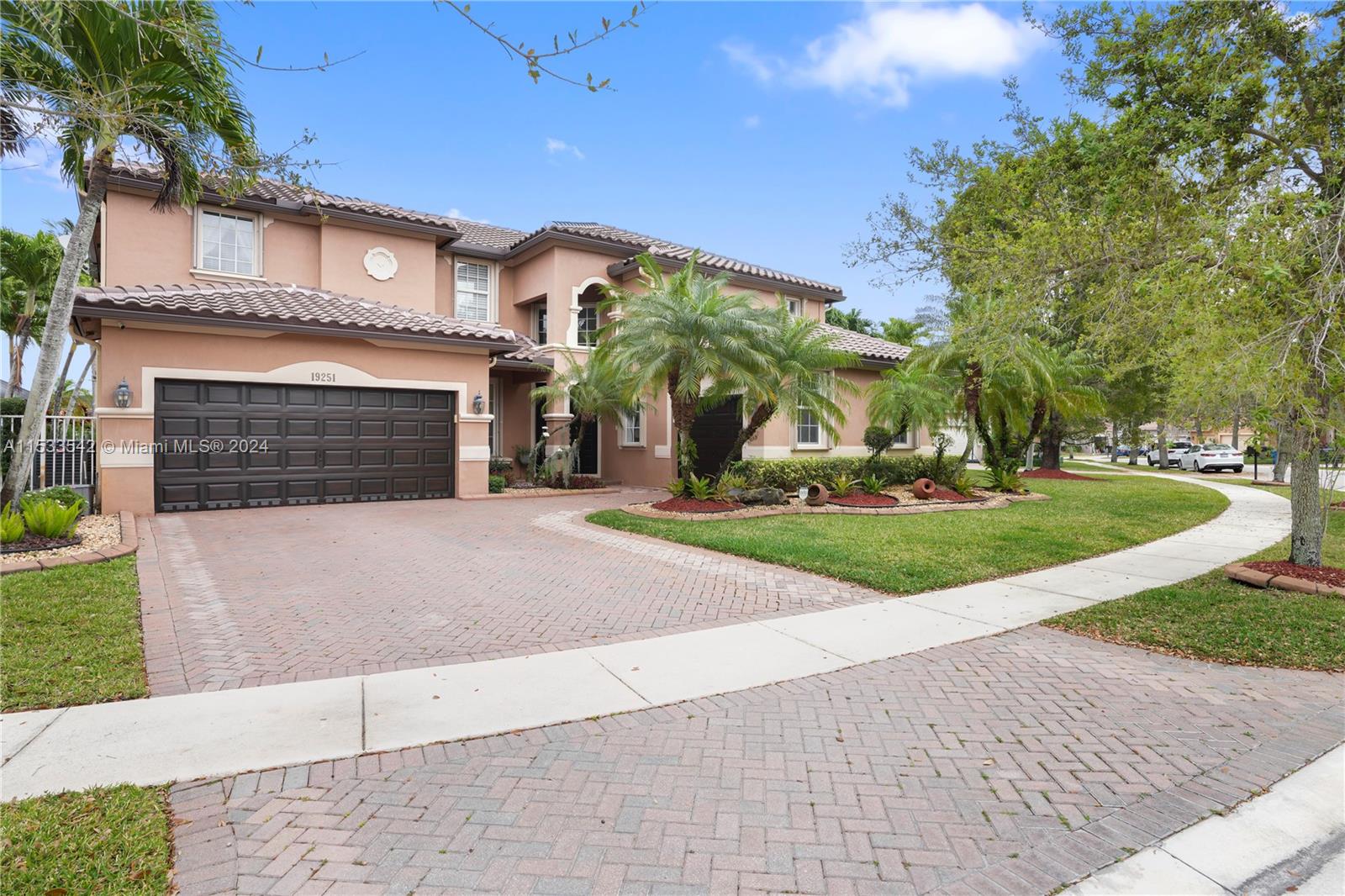 19251 S Hibiscus Street Weston FL 33332