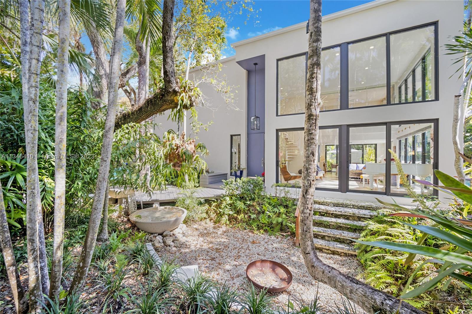 2755 SW 22nd Avenue Miami FL 33133