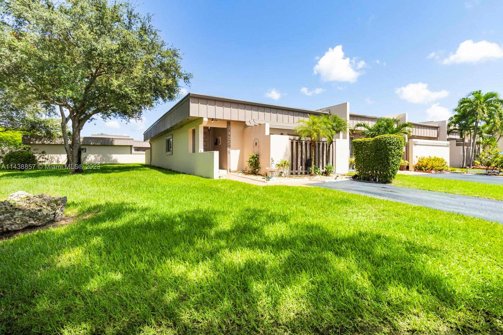 7425 SW 106th Court Miami FL 33173