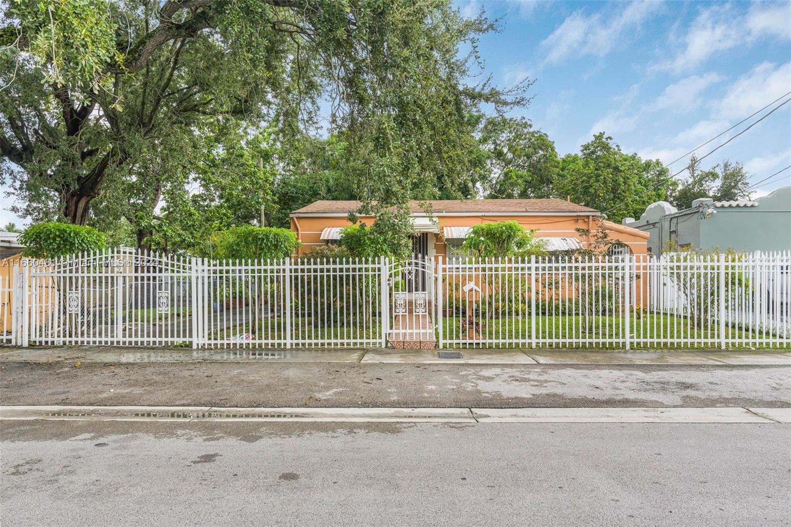 1318 NW 34th Street Miami FL 33142