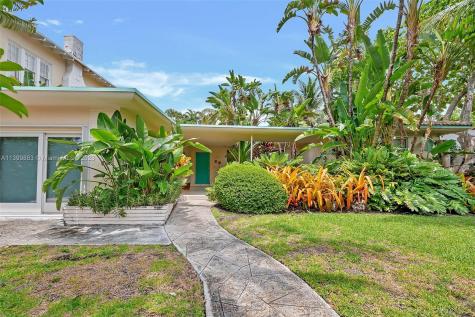 2385 N Bay Road Miami Beach FL 33140