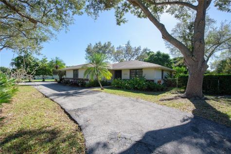 16800 SW 276th Street Homestead FL 33031