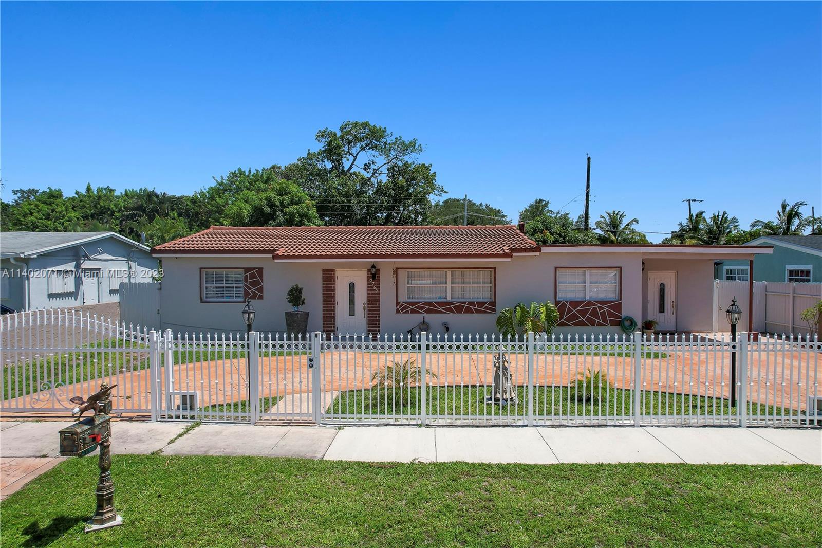 2760 NW 171st Terrace Miami Gardens FL 33056