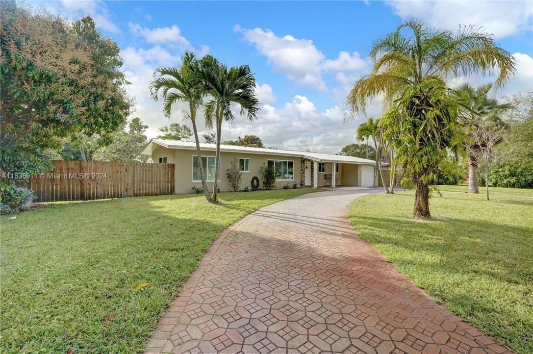 4340 SW 2nd Court Plantation FL 33317