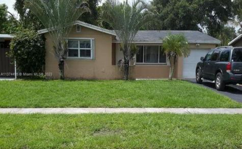 9444 SW 51st Court Cooper City FL 33328