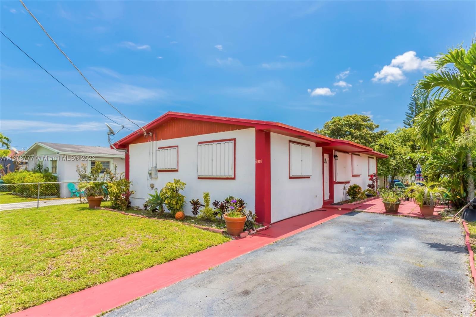 4106 SW 23rd Street West Park FL 33023