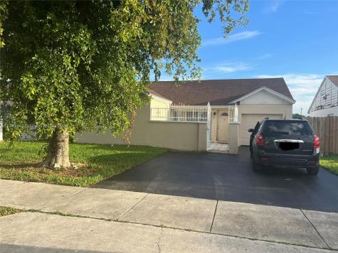 3229 NW 204th Terrace Miami Gardens FL 33056