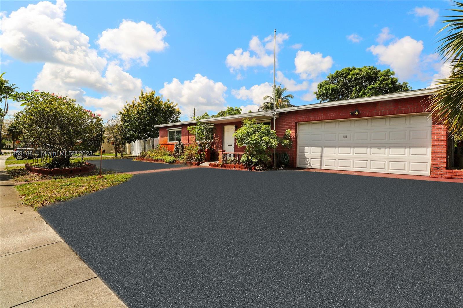 2031 NW 61st Avenue Sunrise FL 33313