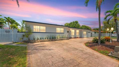 1830 SW 92nd Court Miami FL 33165