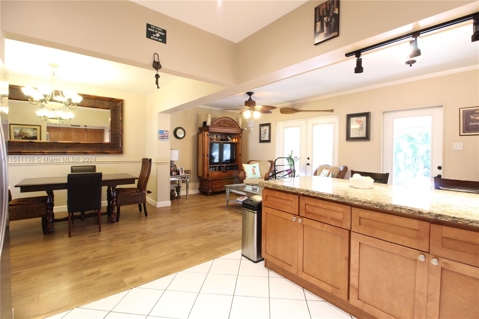 11 Redwood Circle Plantation FL 33317