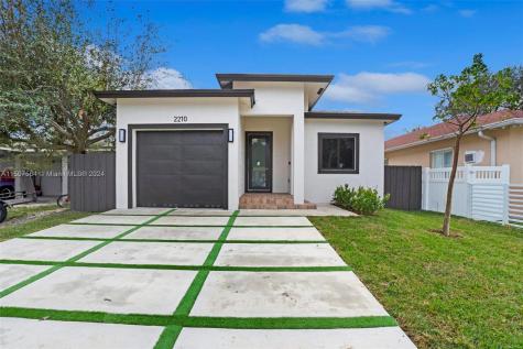 2210 Farragut Street Hollywood FL 33020