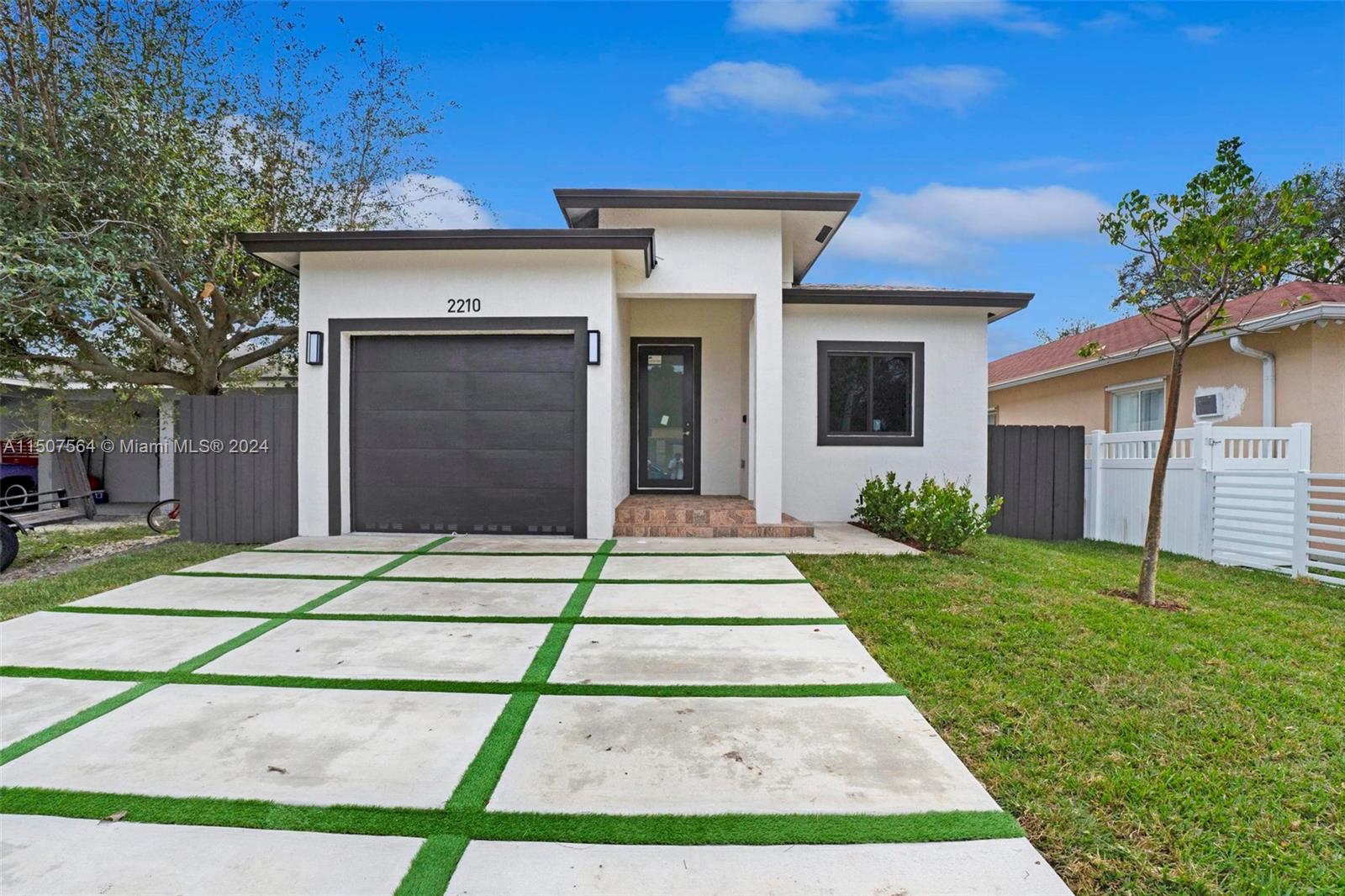 2210 Farragut Street Hollywood FL 33020