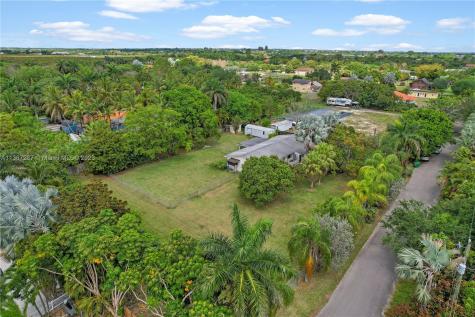 23050 SW 179th Place Miami FL 33170