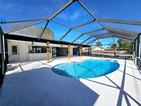 350 NE Gulfstream Avenue Port St. Lucie FL 34983