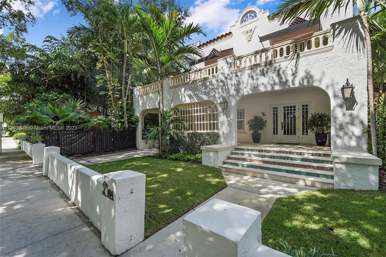 1004 SW 16th Avenue Miami FL 33135