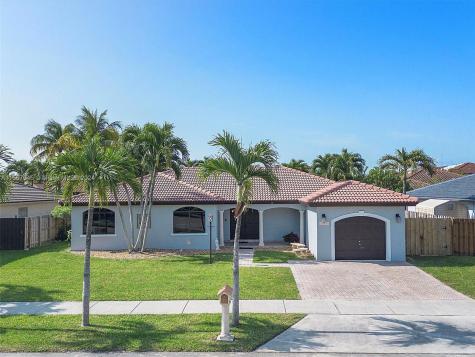 15362 SW 172nd Terrace Miami FL 33187