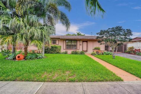 4460 NW 203rd Terrace Miami Gardens FL 33055