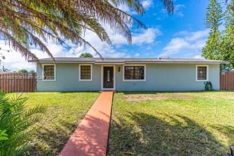 696 SW 17th Avenue Homestead FL 33030