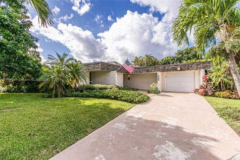 5208 Buttonwood Court Tamarac FL 33319