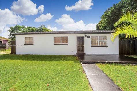 743 NW 7th Avenue Florida City FL 33034