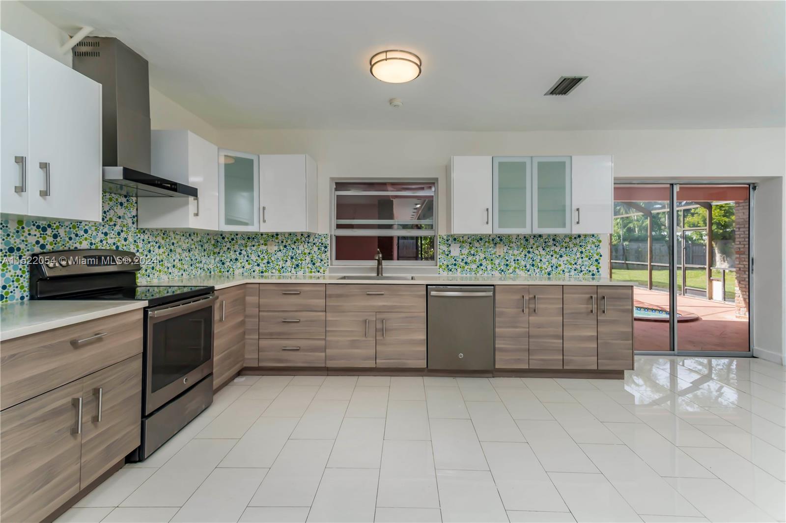 7445 SW 164th Street Palmetto Bay FL 33157