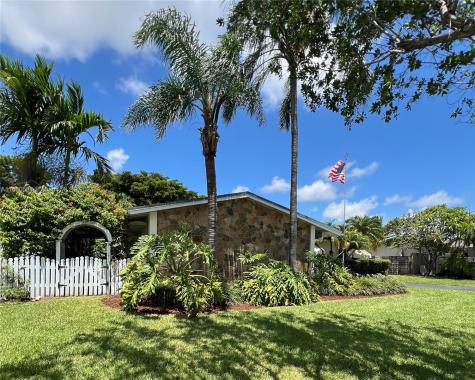 10251 Bonita Road Cutler Bay FL 33157