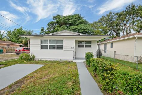 4622 NW 21st Avenue Miami FL 33142
