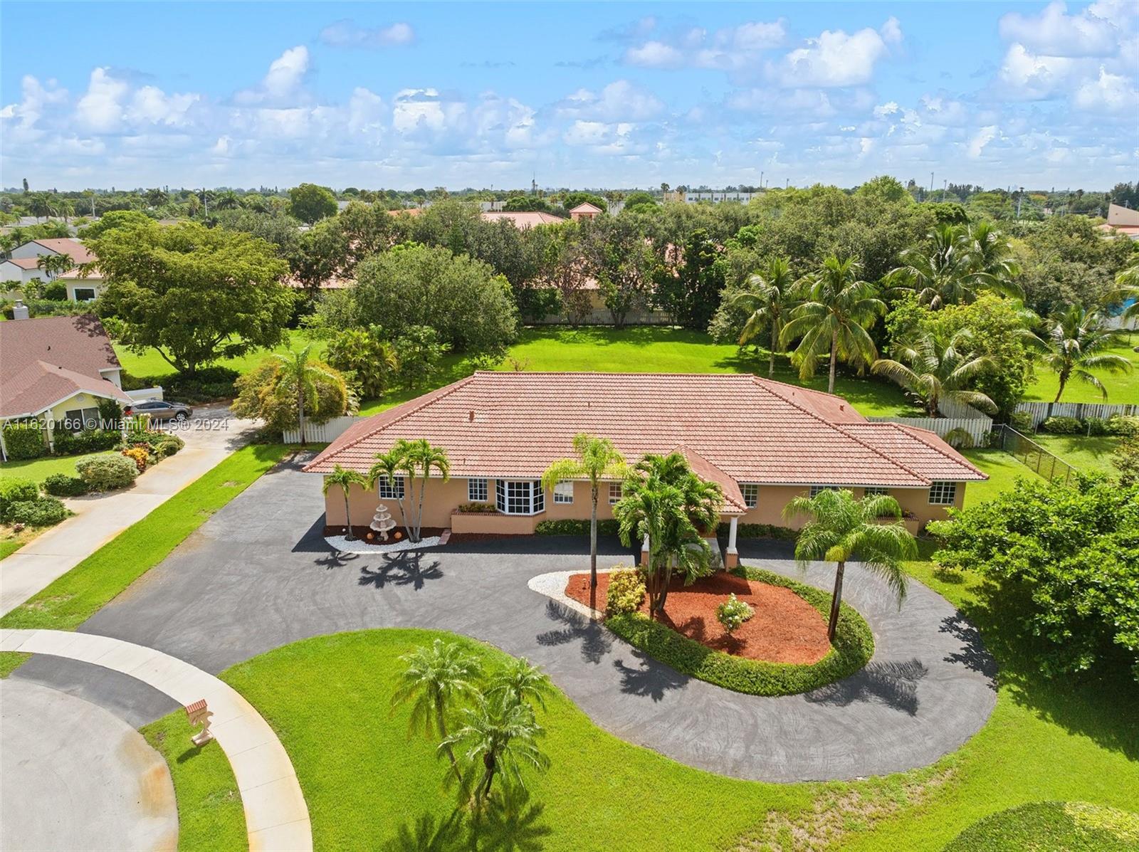13800 Chatham Place Davie FL 33325