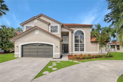 704 NW 177th Avenue Pembroke Pines FL 33029
