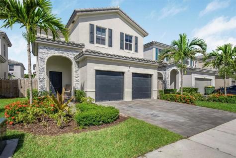 1424 SE 26th Road Homestead FL 33035