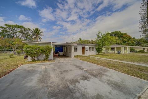 851 NE 137th Street North Miami FL 33161