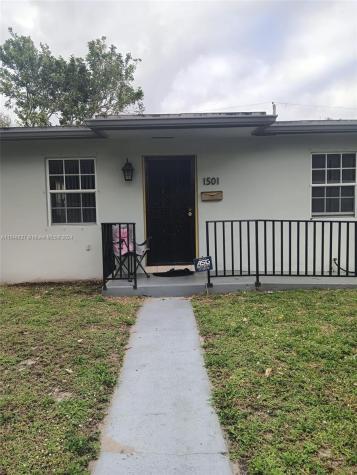 1501 NE 154th Terrace North Miami Beach FL 33162