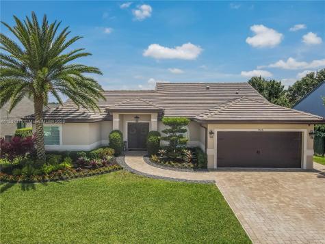 1516 SW 98th Lane Davie FL 33324