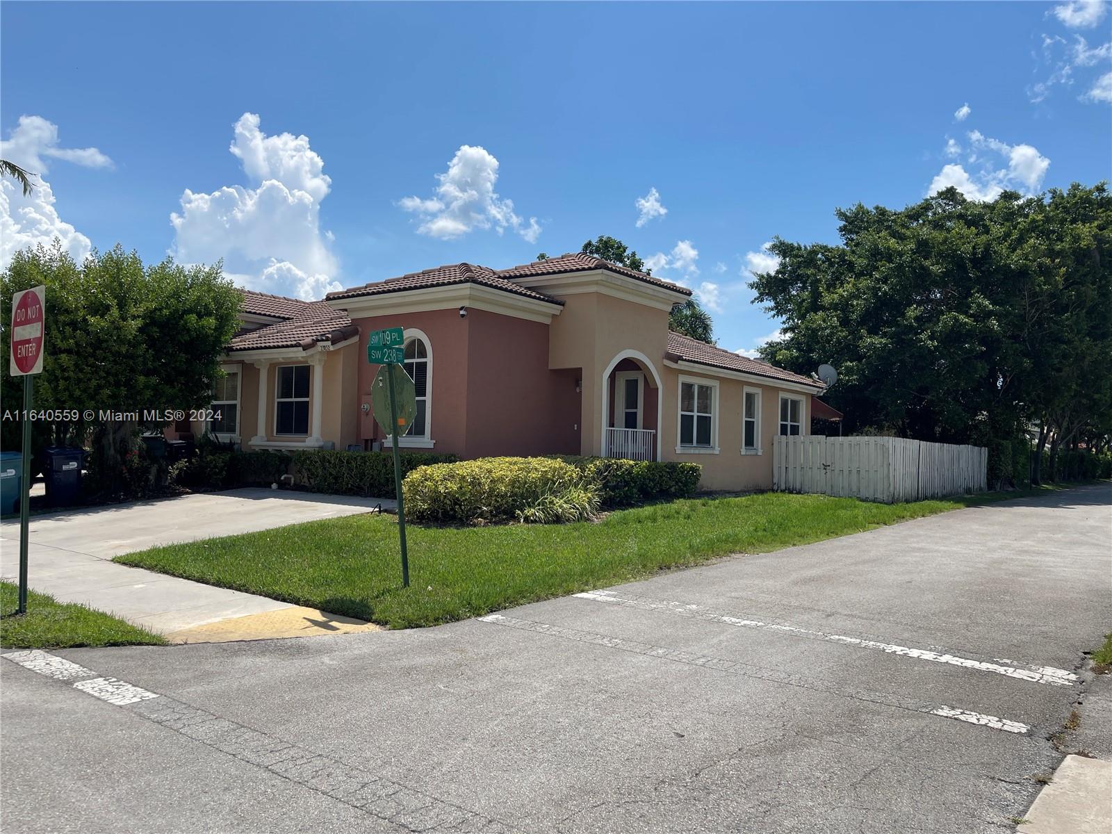 23852 SW 109th Place Homestead FL 33032