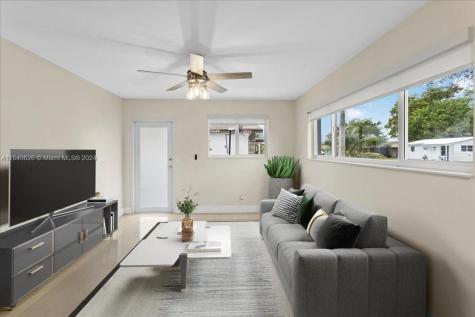 2321 N 61st Avenue Hollywood FL 33024