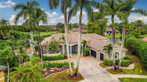 12583 Brookwood Court Davie FL 33330