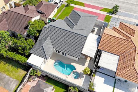 18134 SW 143rd Place Miami FL 33177