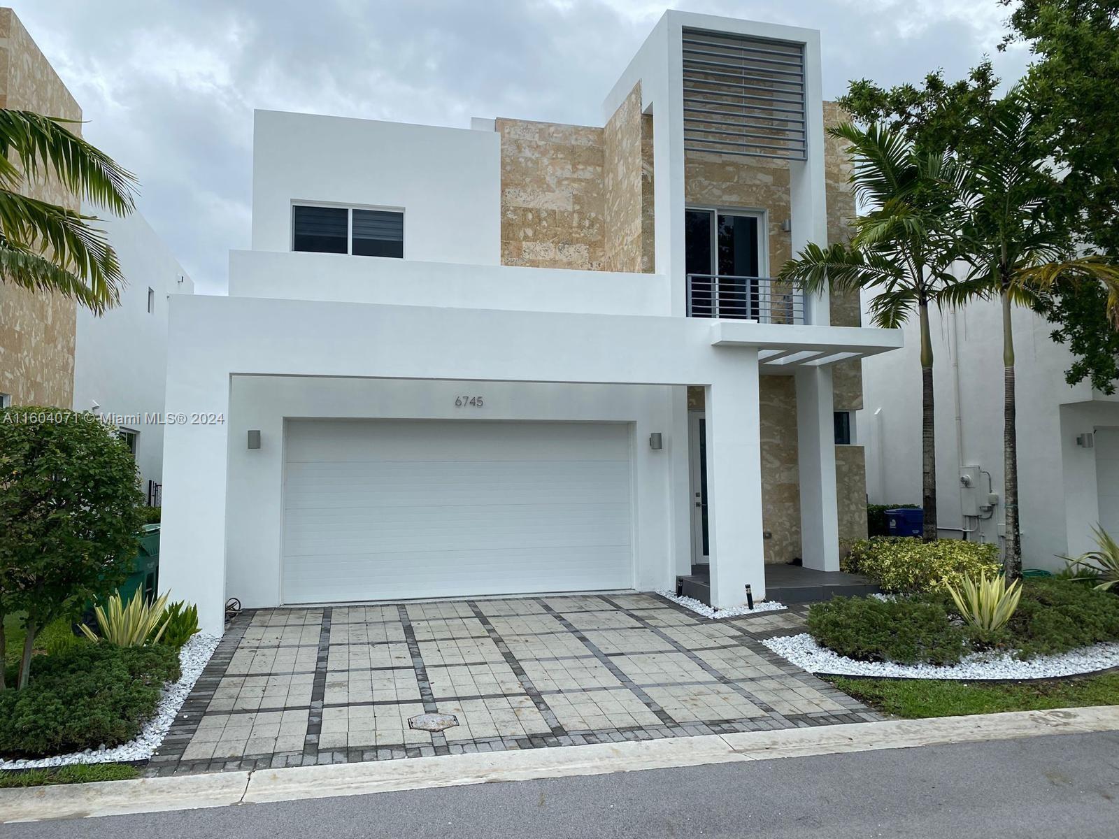 6745 NW 103rd Avenue Doral FL 33178