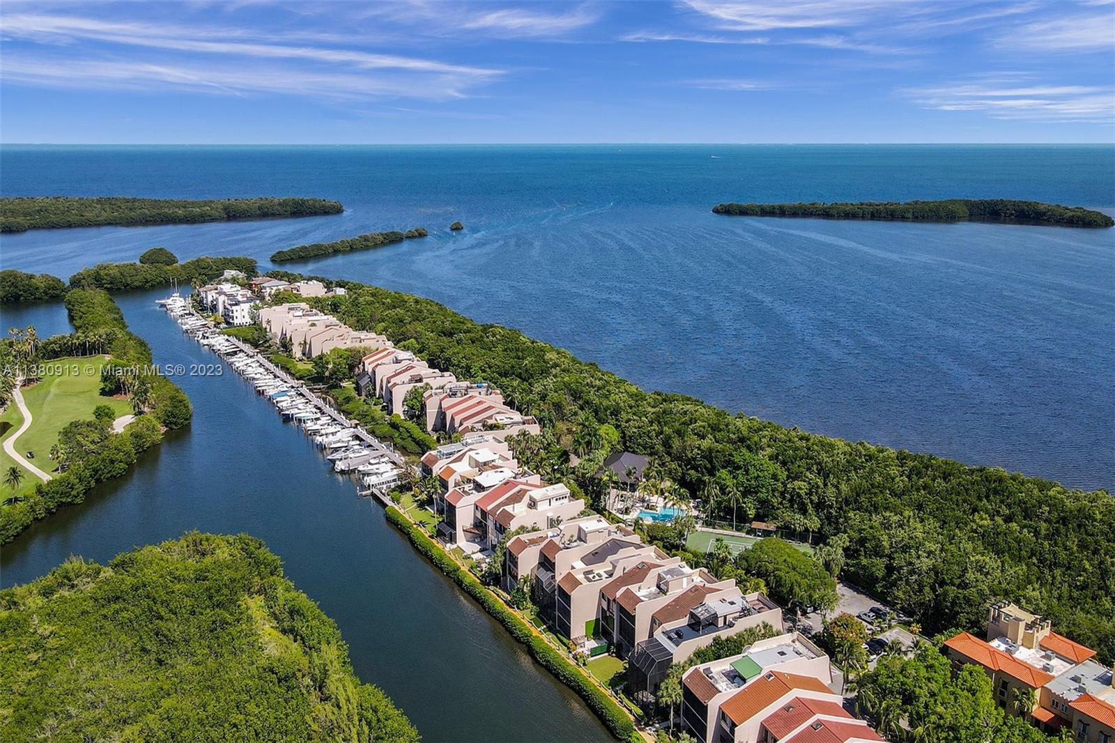 6028 Paradise Point Drive Palmetto Bay FL 33157