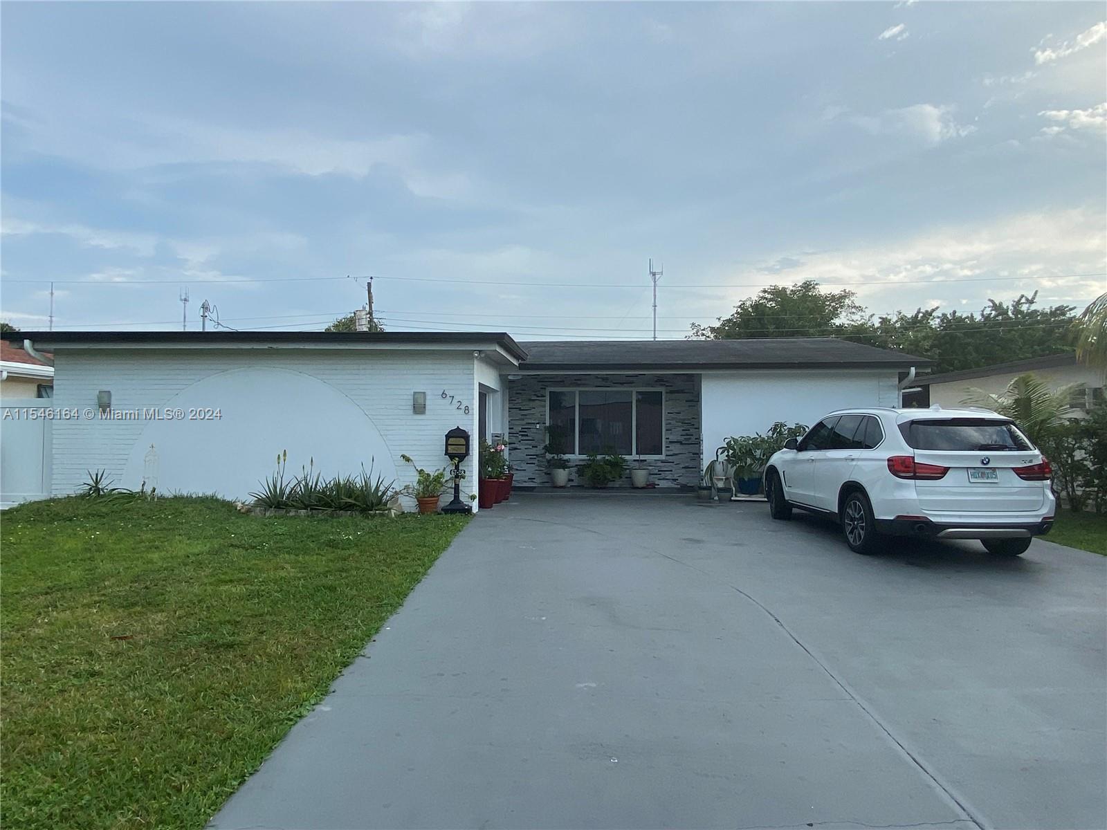 6728 SW 33rd Street Miramar FL 33023