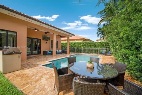 7464 SW 188th Terrace Cutler Bay FL 33157