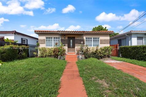 601 NW 59th Court Miami FL 33126