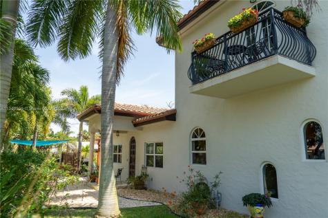 1801 NE 4th Street Pompano Beach FL 33060