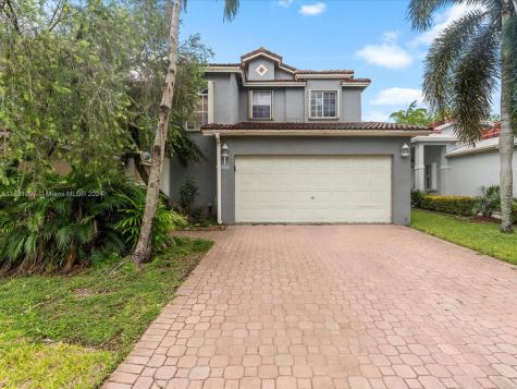 332 NW 107th Avenue Pembroke Pines FL 33026
