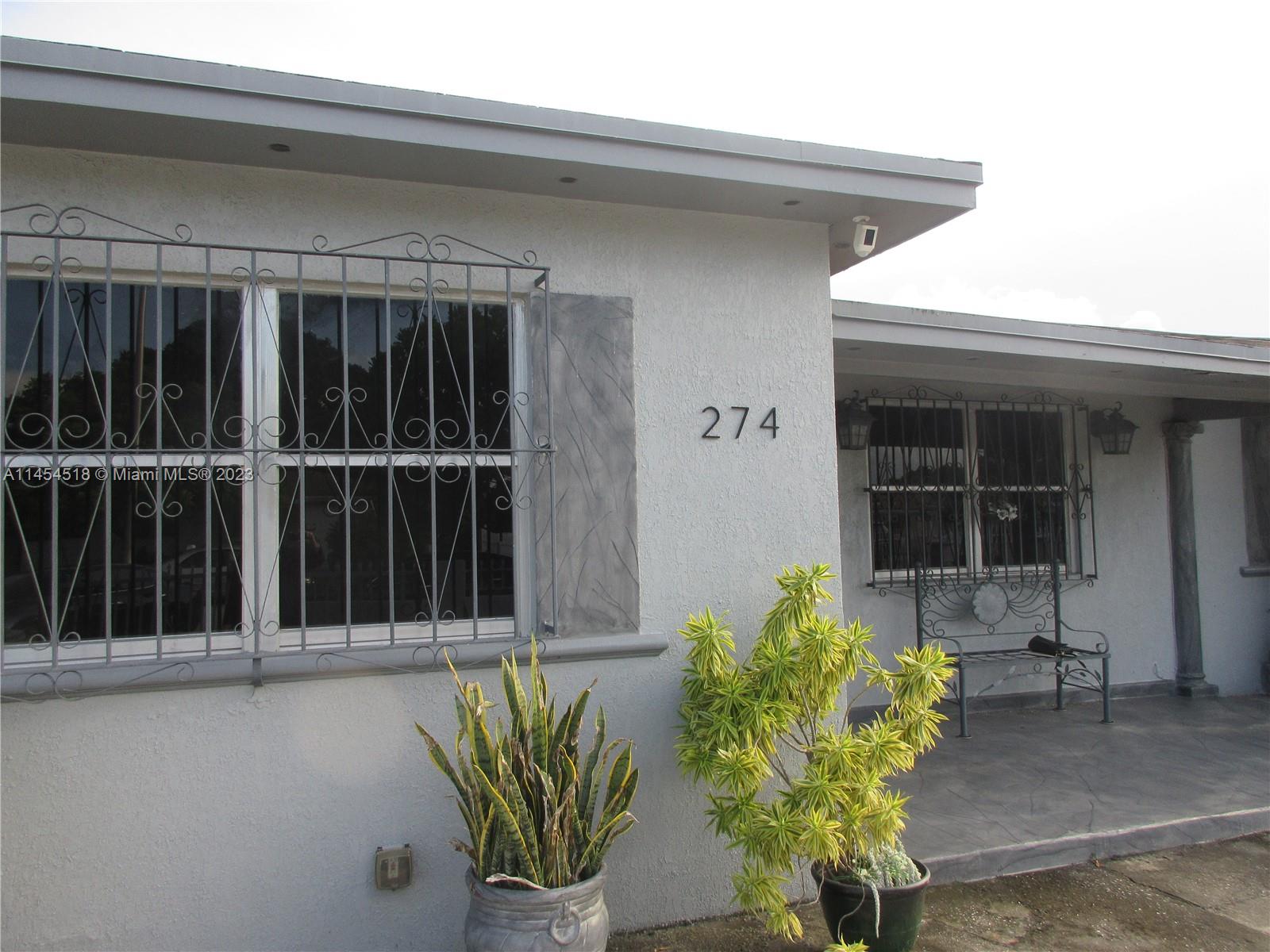 274 W 30th Street Hialeah FL 33012