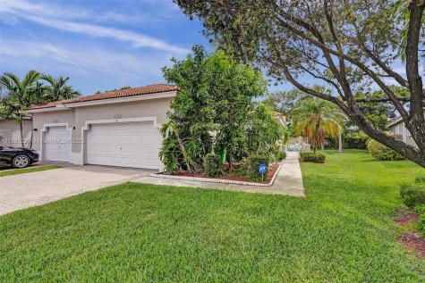 2410 Aragon Boulevard Sunrise FL 33322