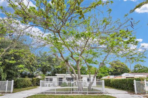 145 NW 122nd Street North Miami FL 33168
