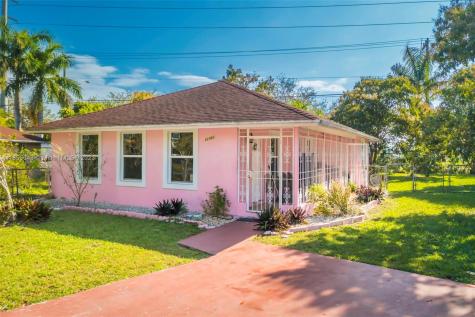 31961 SW 187th Court Homestead FL 33030