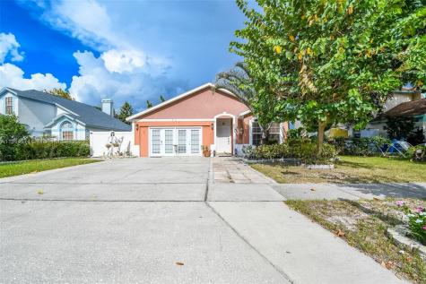 2431 Quail Hollow Avenue Kissimmee FL 34744